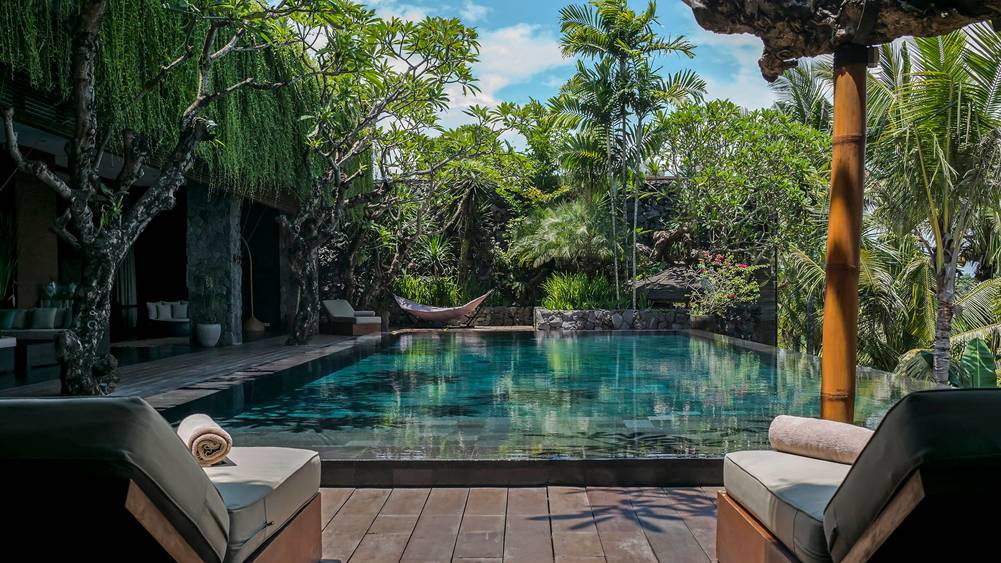 Villa Mana - From the pool edge
